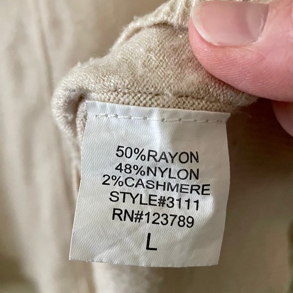 Carly Jean Los Angeles Sweater - Size L - Picture 5 of 5